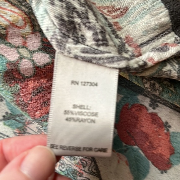 Vincente Boho Multicolor Tie-Front Top - Picture 12 of 14